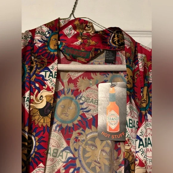 100% silk Tabasco robe one size fits most red with suns new with tag - Picture 2 of 6